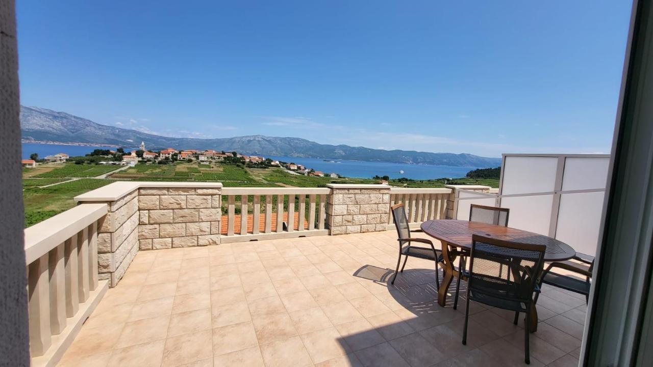 Villa Apartments Mate Cebalo Лумбарда Екстер'єр фото